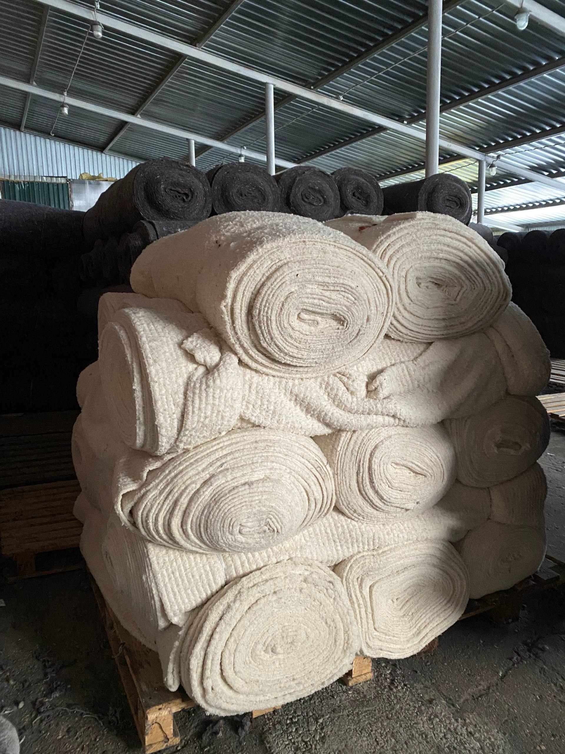 Ватин белый